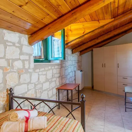 Ammos Zante アパート